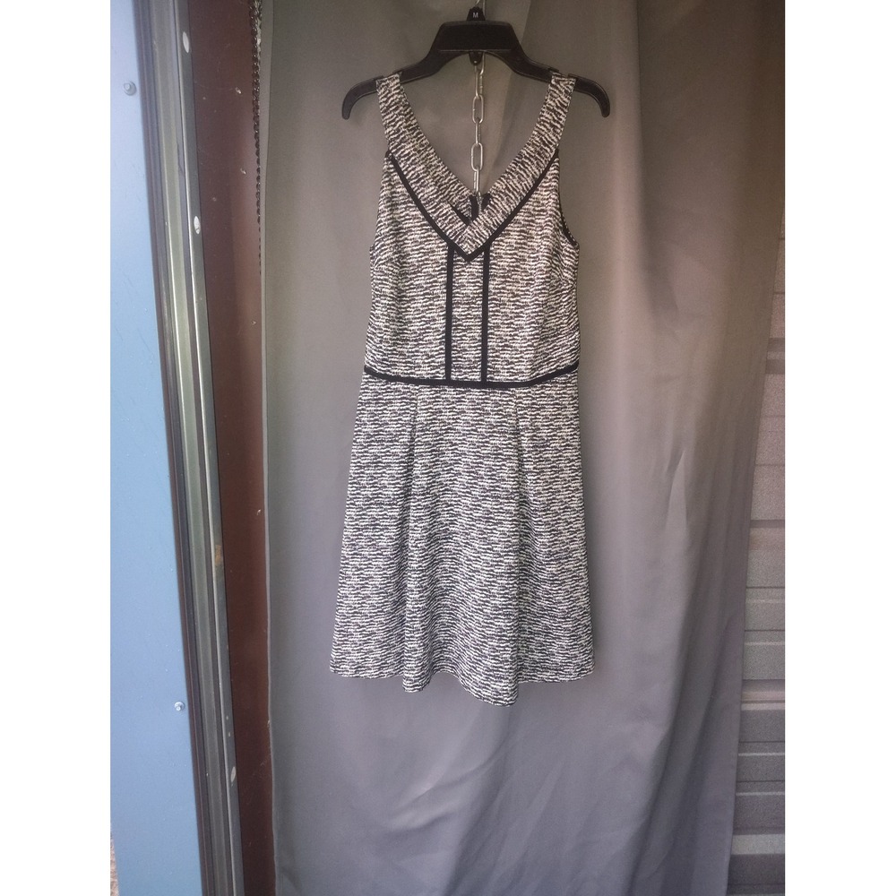 Mossimo Womens Black White Textured Knit Fit‎ Flare Dress V-Neck Sleeveless